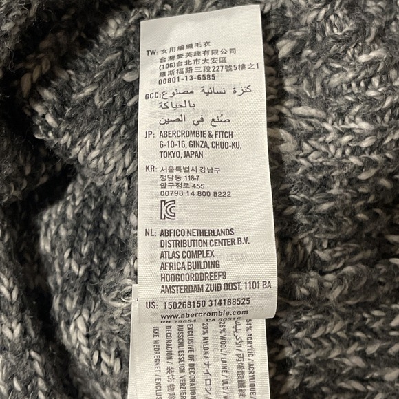 Abercrombie & Fitch Women's Crew Neck Gray Knit Sweater Long Sleeve Size XS - Picture 9 of 11